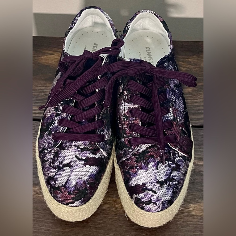 Kenneth Cole platform
